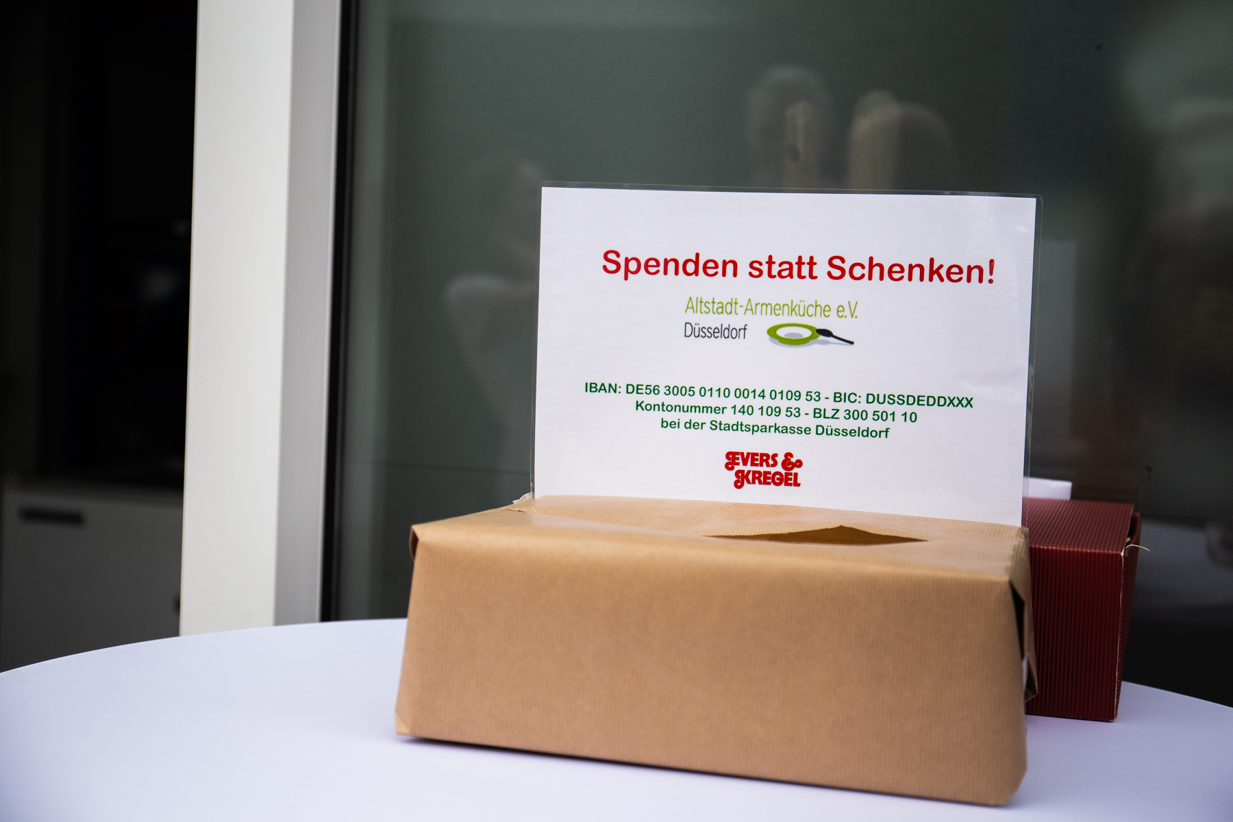 Die Gebäudereinigung Evers & Kregel feiert 50 Jahre Die Gebäudereinigung Evers & Kregel feiert 50 Jahre