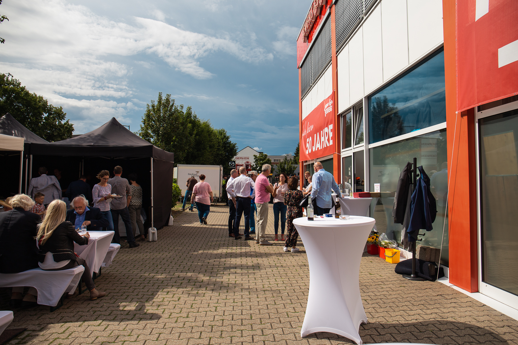 Die Gebäudereinigung Evers & Kregel feiert 50 Jahre Die Gebäudereinigung Evers & Kregel feiert 50 Jahre